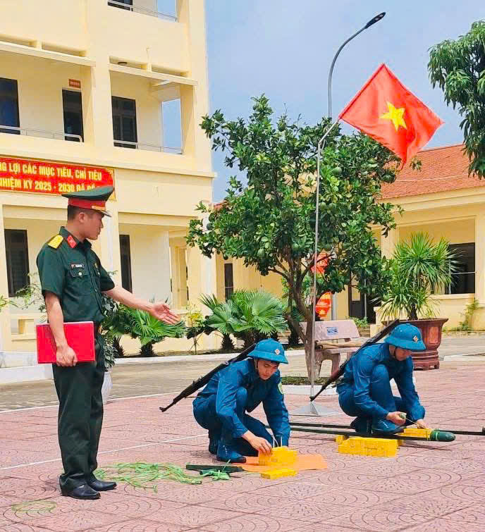 Anh-tin-bai